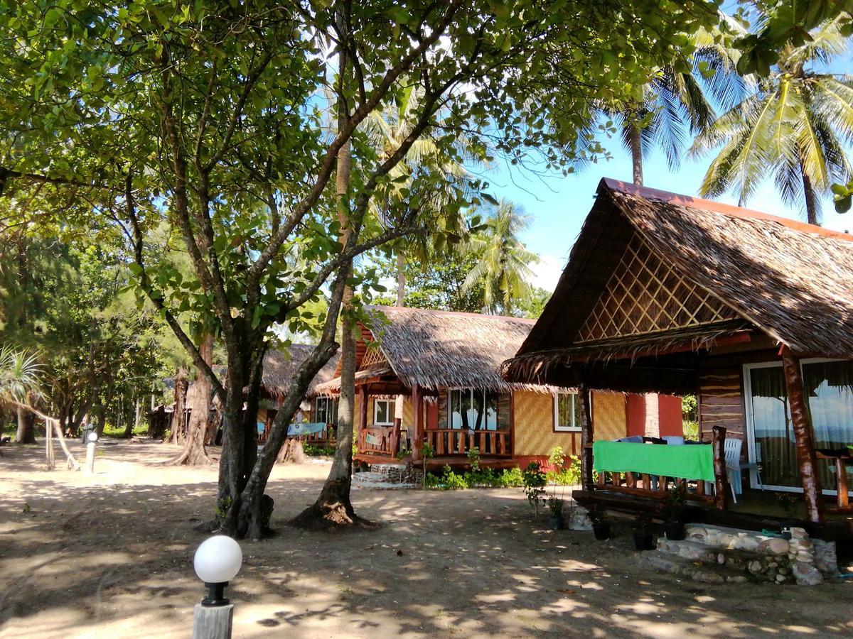 Kohjum Freedom Resort Koh Jum Exterior foto