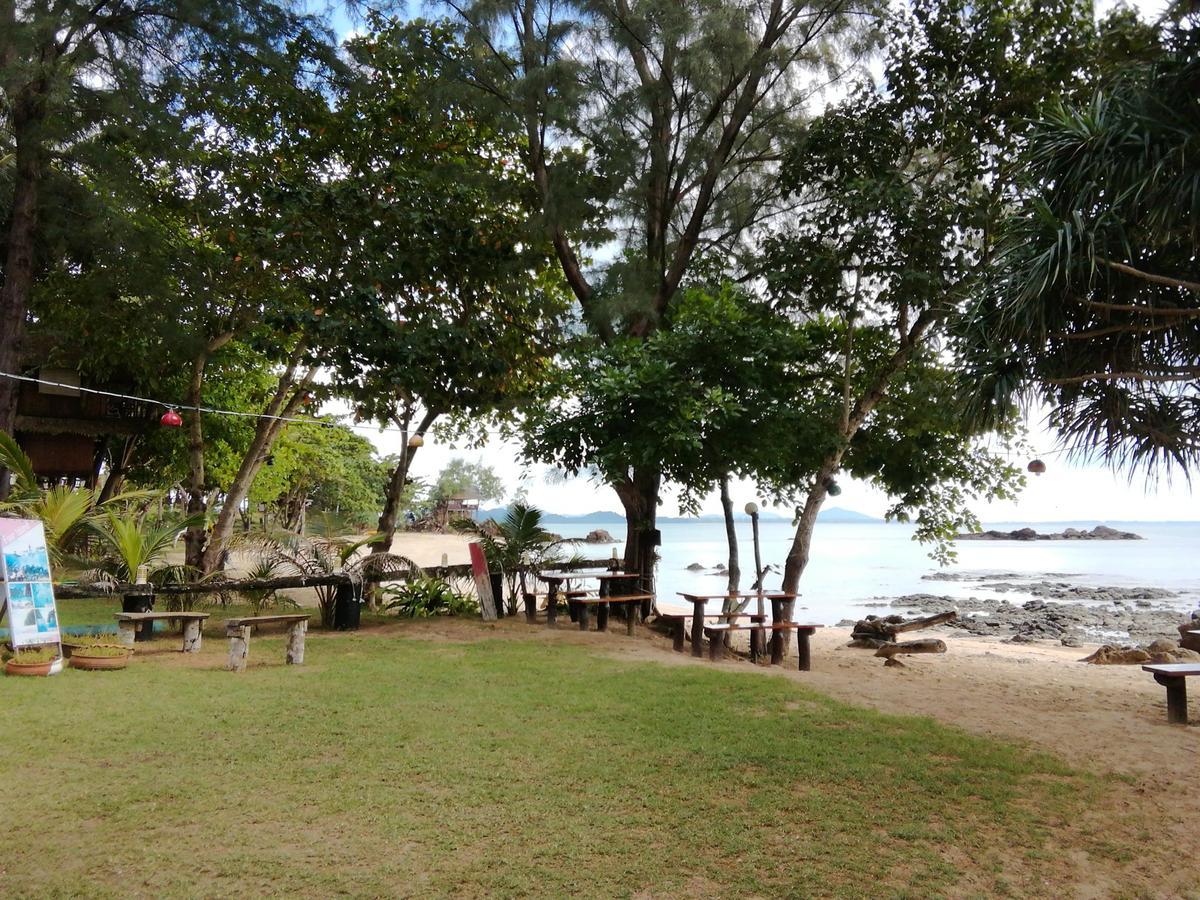 Kohjum Freedom Resort Koh Jum Exterior foto